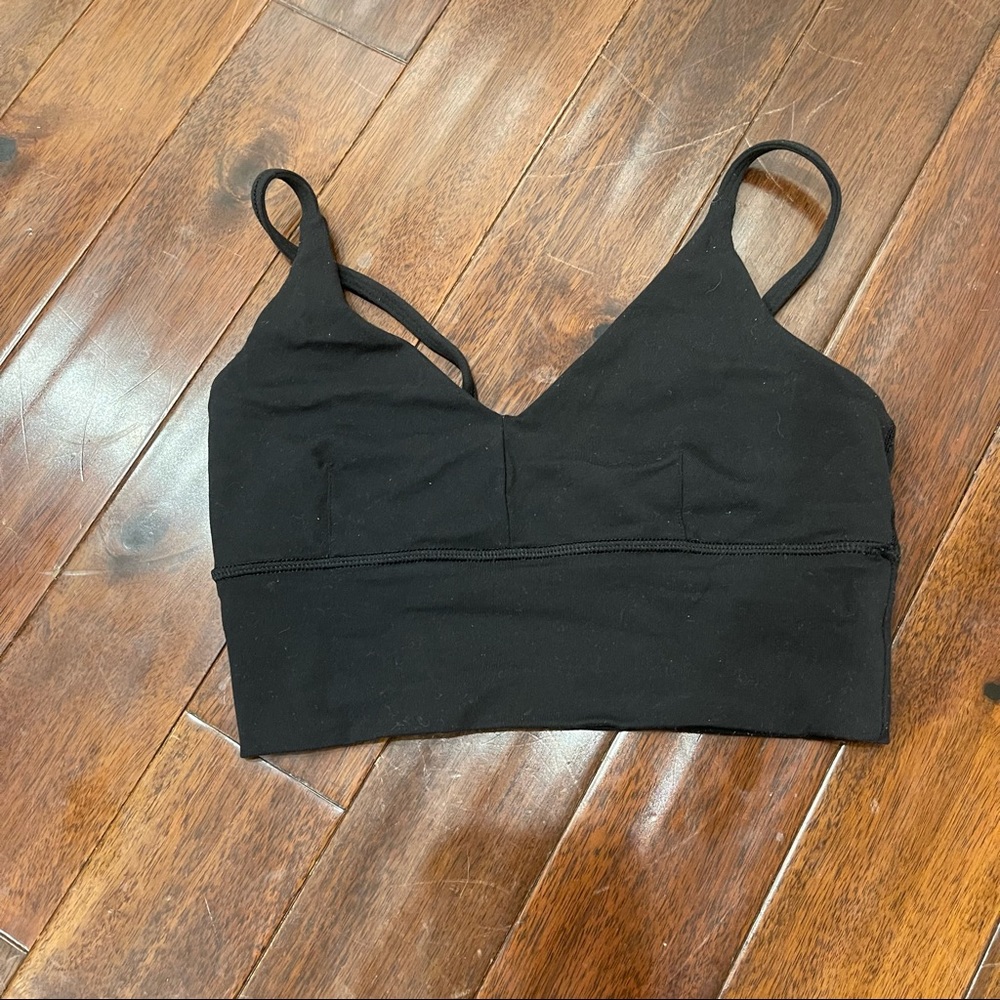 Lululemon Black Crop Top, Size 6